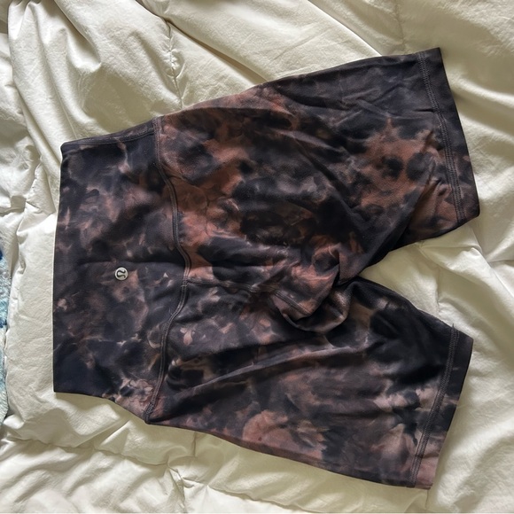 Lululemon Align Shorts 8” - Picture 3 of 4